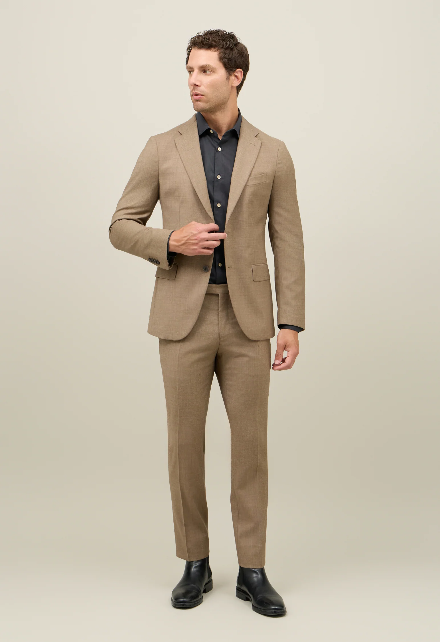 Abito Milano in lana marrone chiaro