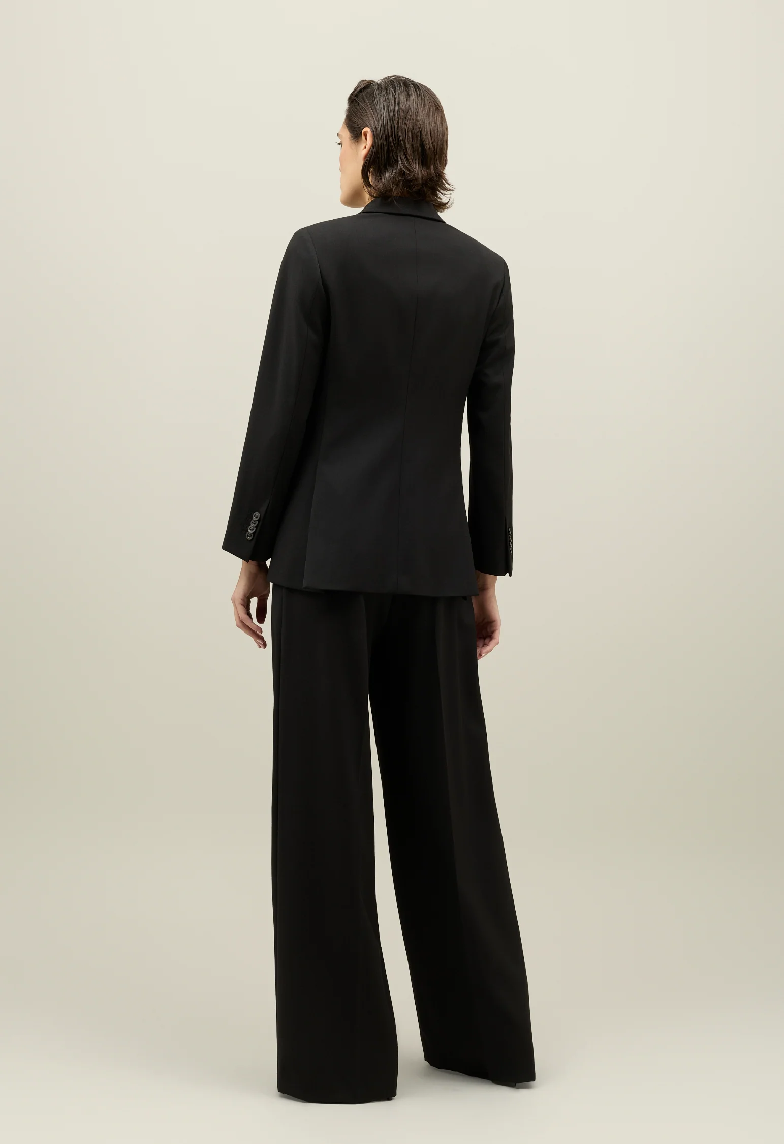 Blazer Bianca in gabardina stretch nero - Image 2