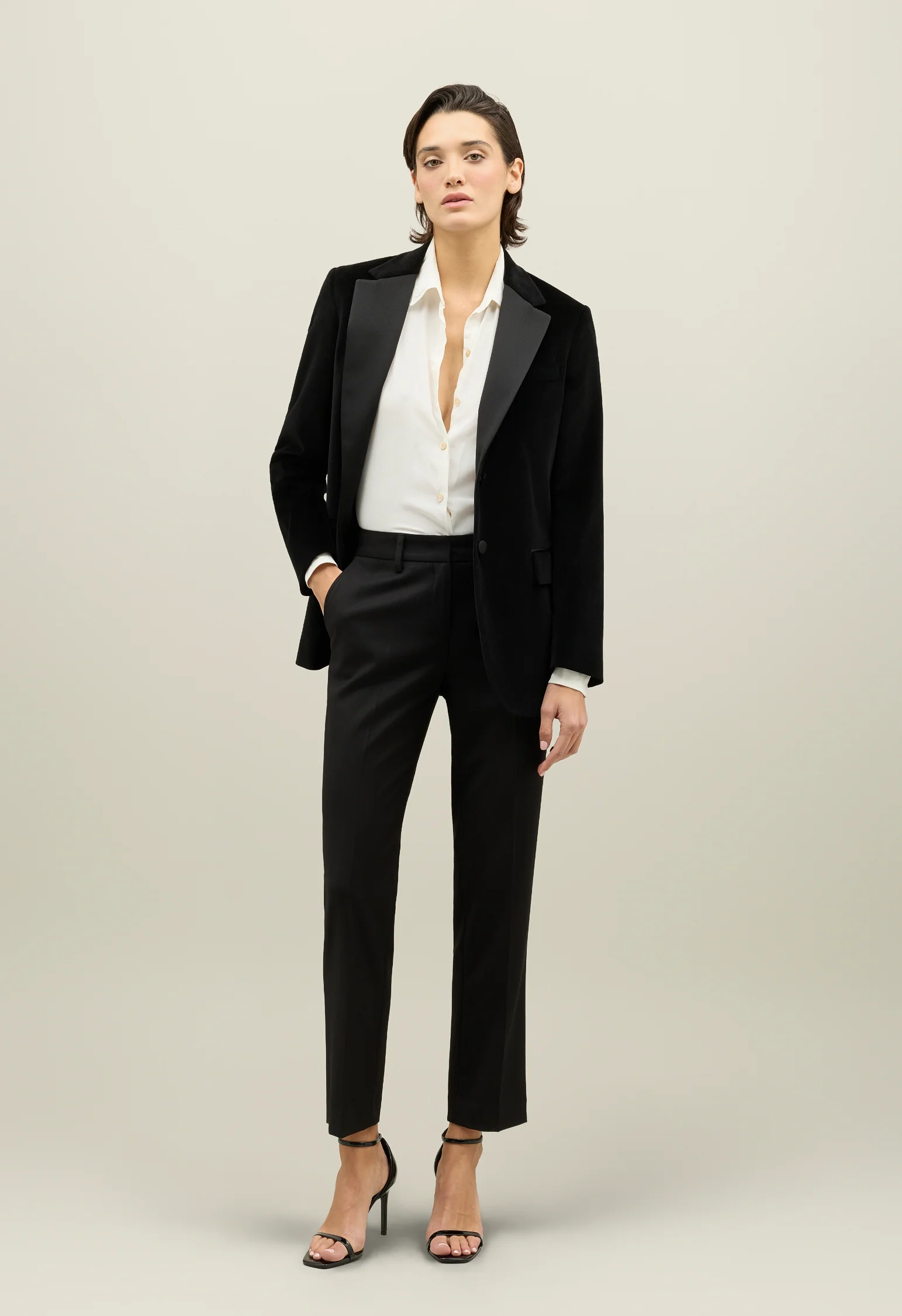 Blazer Tuxedo Giulia in velluto nero