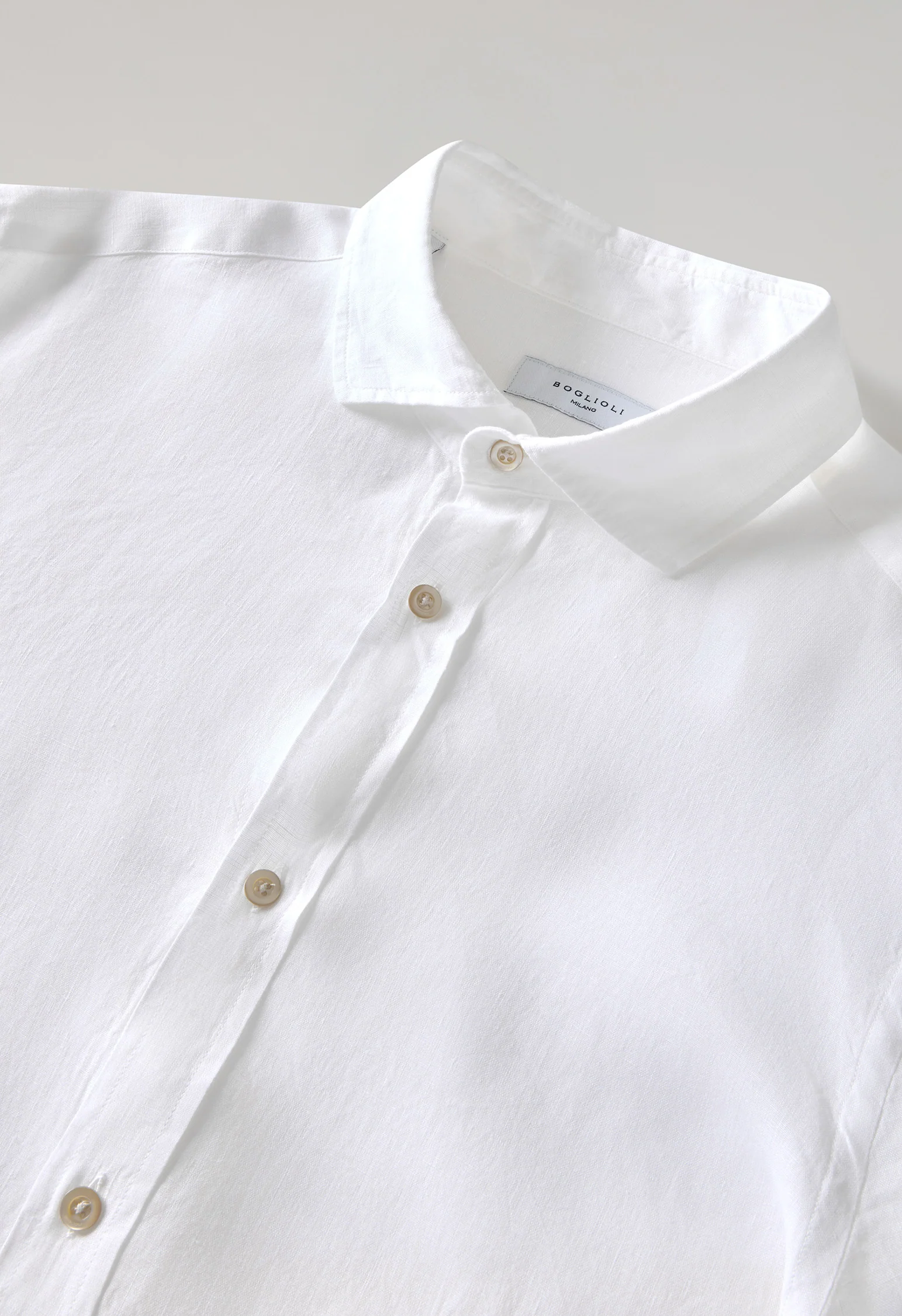 Camicia sartoriale bianca in lino tinto in capo - Image 5