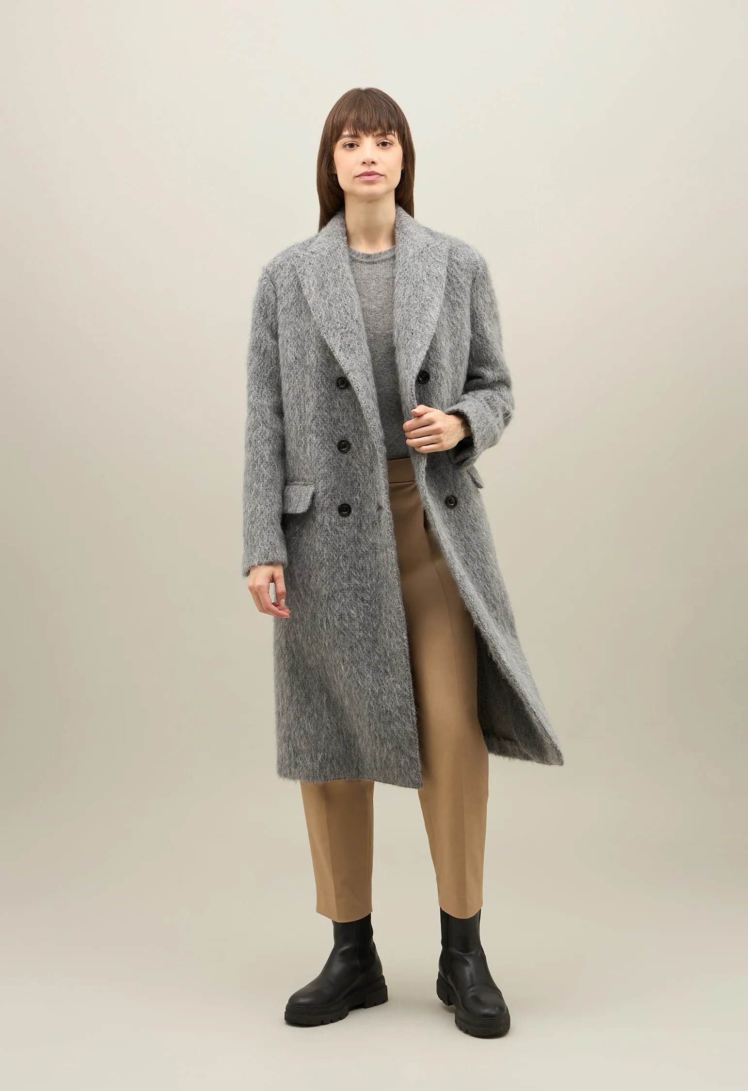 Cappotto doppiopetto in misto alpaca grigio