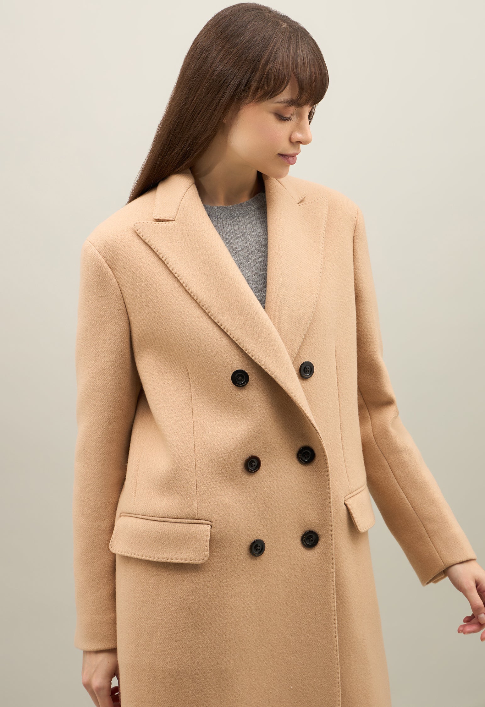 Cappotto doppiopetto in misto lana beige - Image 3