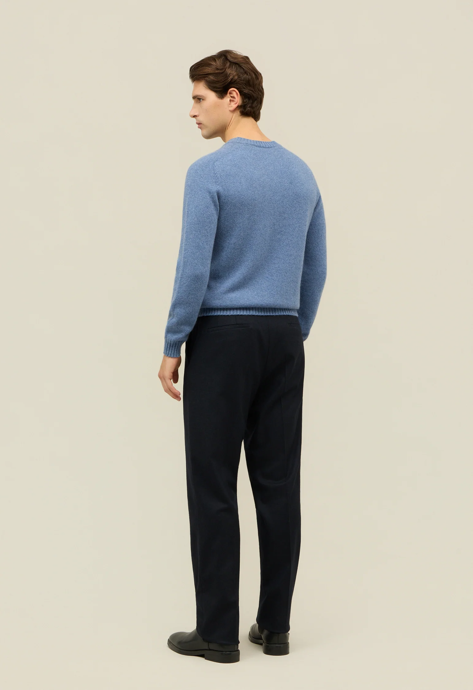 Girocollo in cashmere azzurro - Image 2