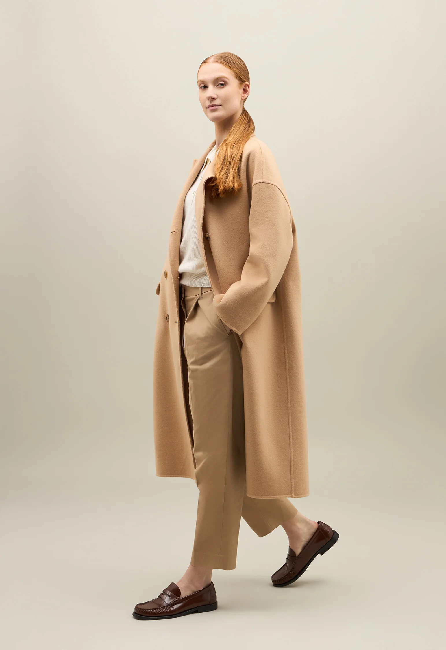 Overcoat in lana cammello