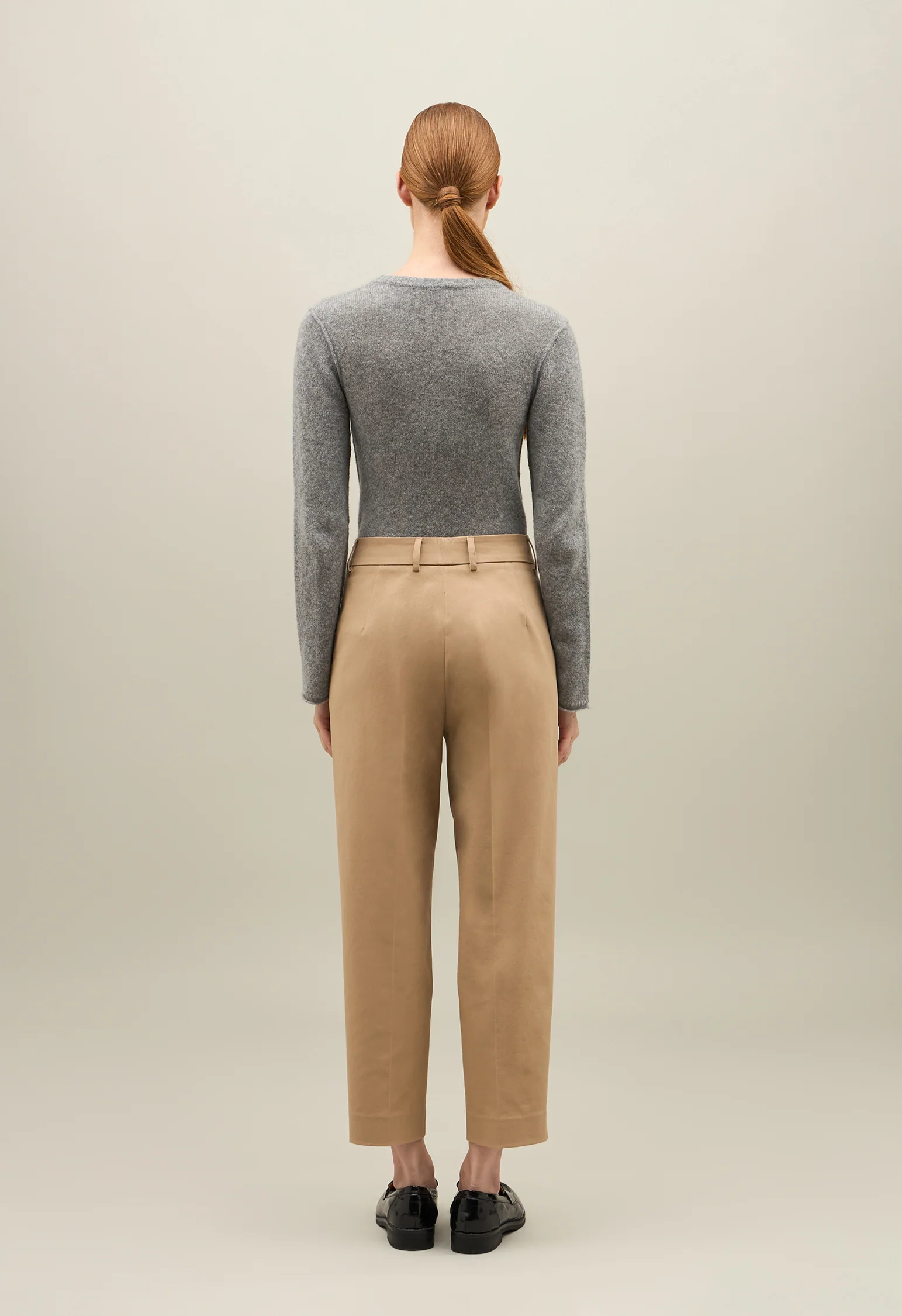 Pantalone cropped in cotone soft beige - Image 2
