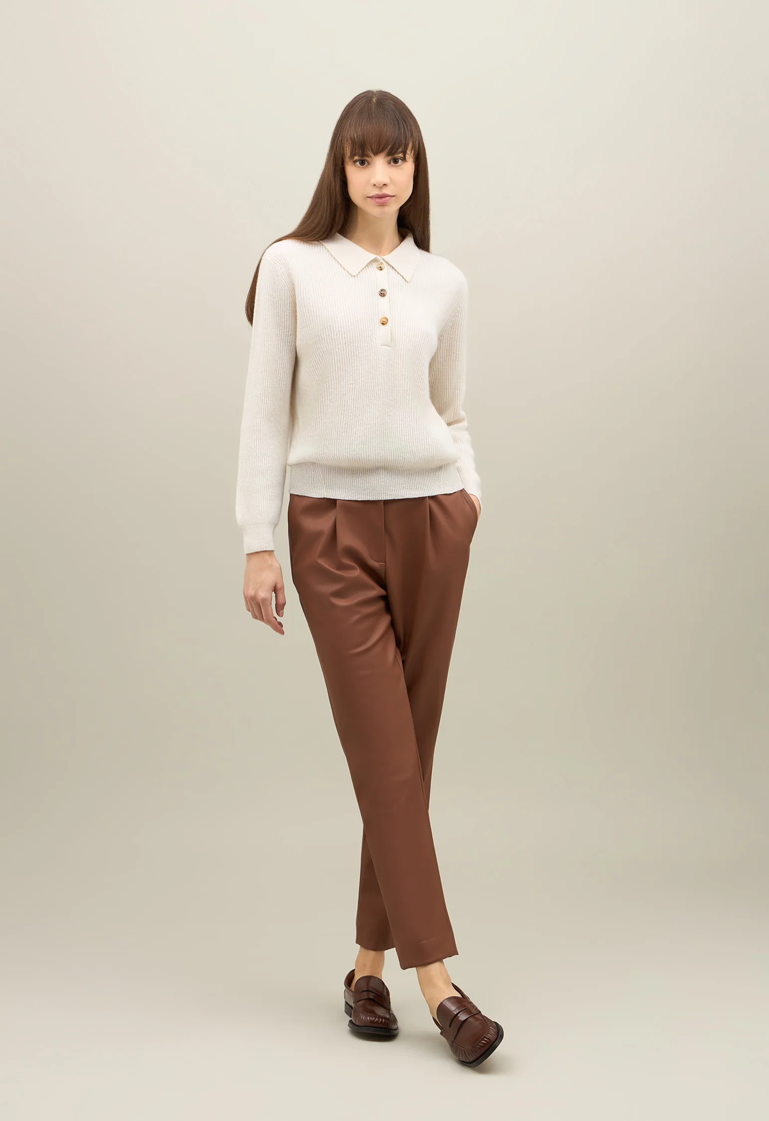 Polo in cashmere a costine bianco